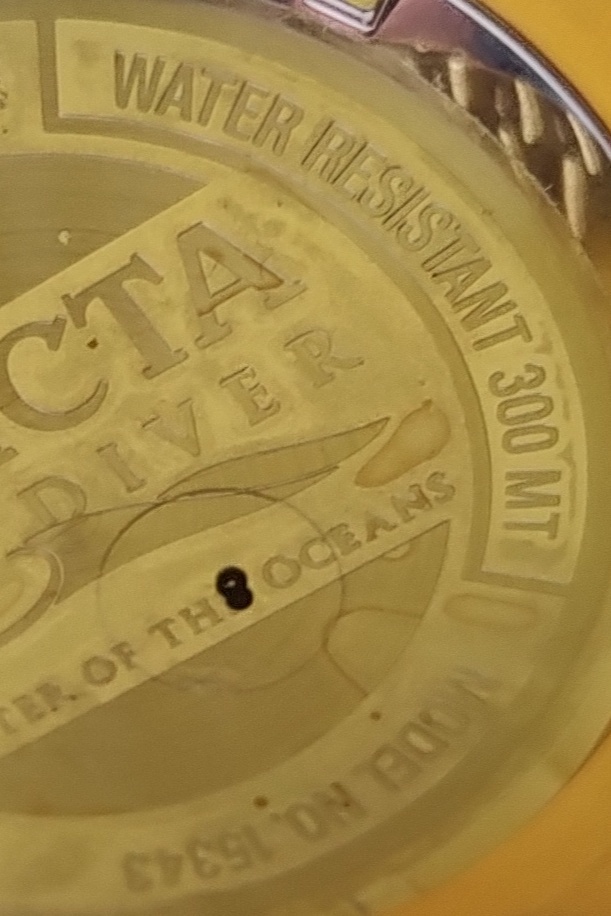 USA Hodinky Invicta 300 m vodotesné, otočné - 9