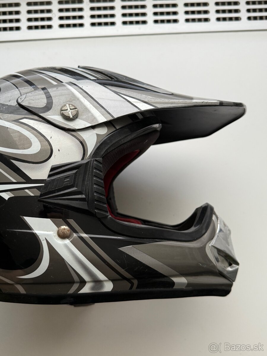 Prilba na motorku - 9
