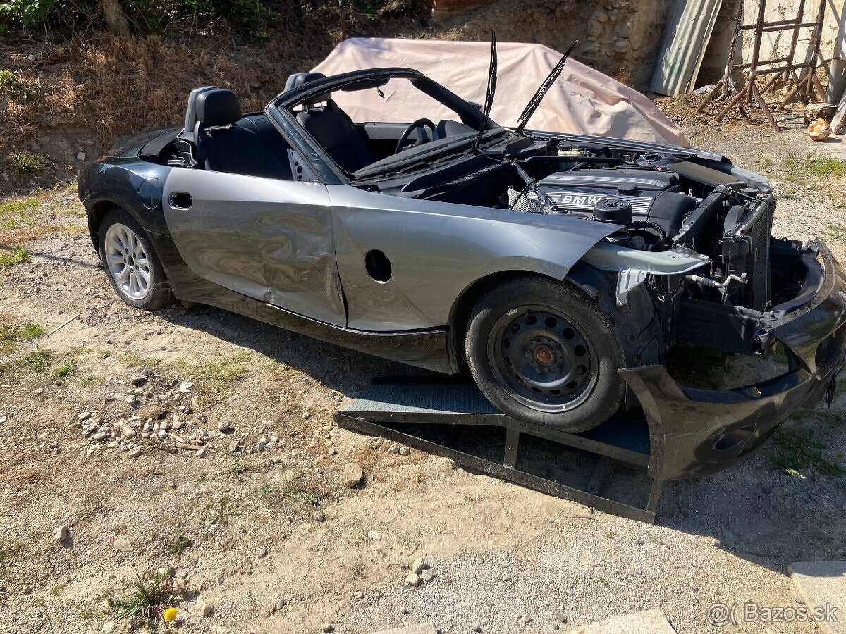 Predám BMW Z4 2.5 i bez TP - 9