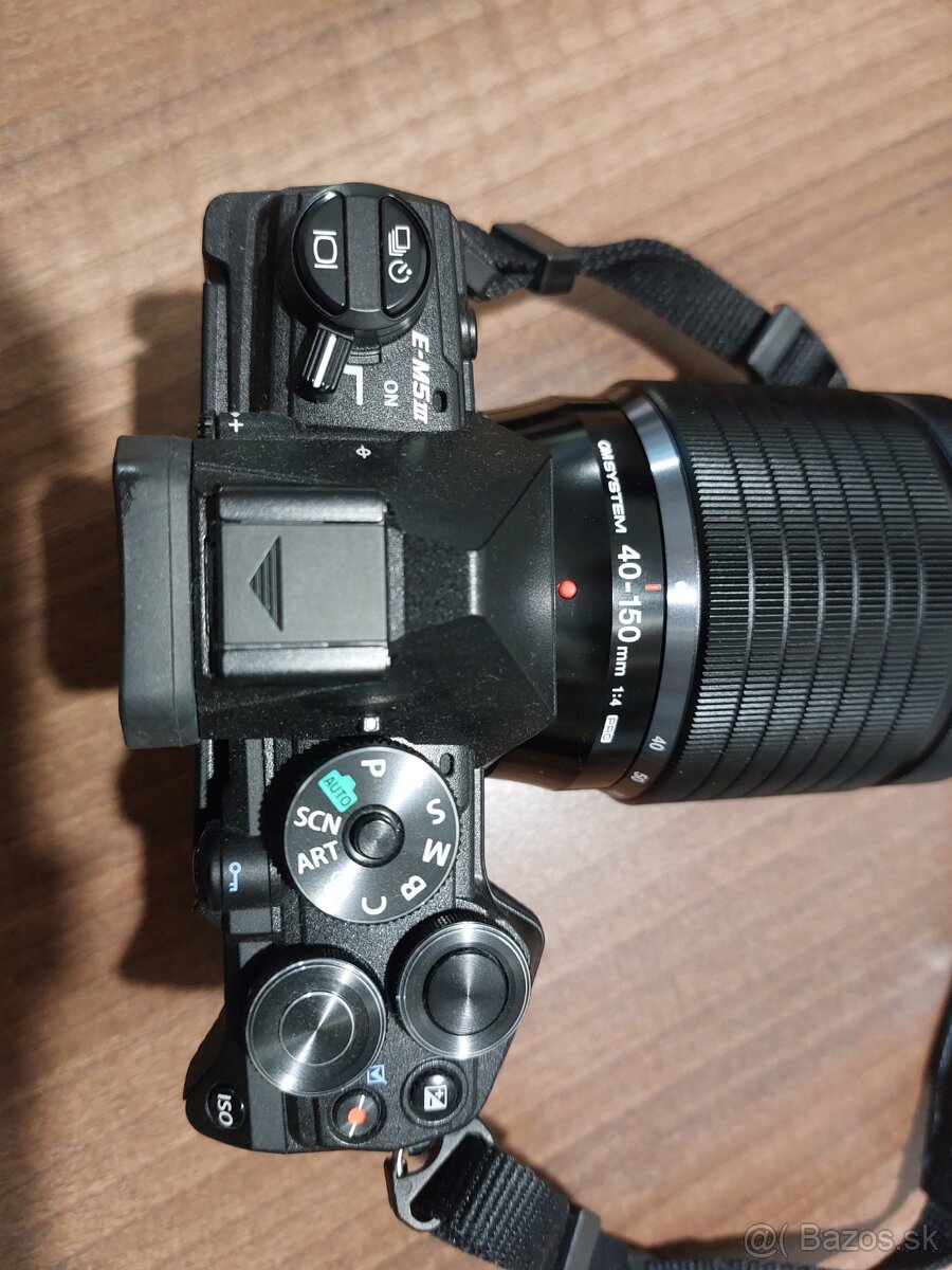 Olympus OM-D E-M5 Mark III plus 2 objektivy Pro - 9