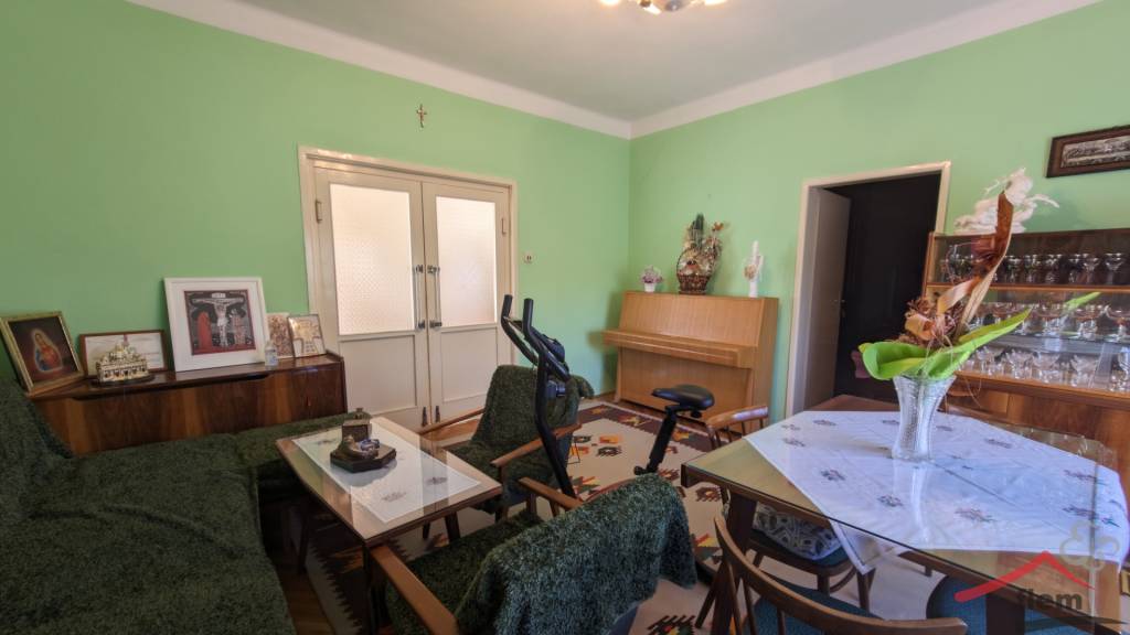 5-izbový rodinný dom na predaj v Hornom Ohaji, okr. NR, poze - 9