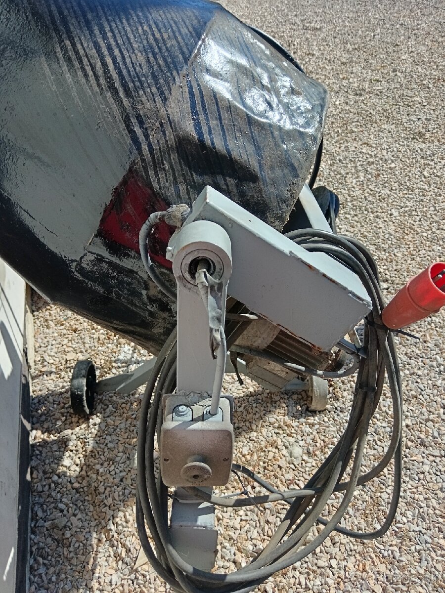 Miešačka na betón 4furikova - 9