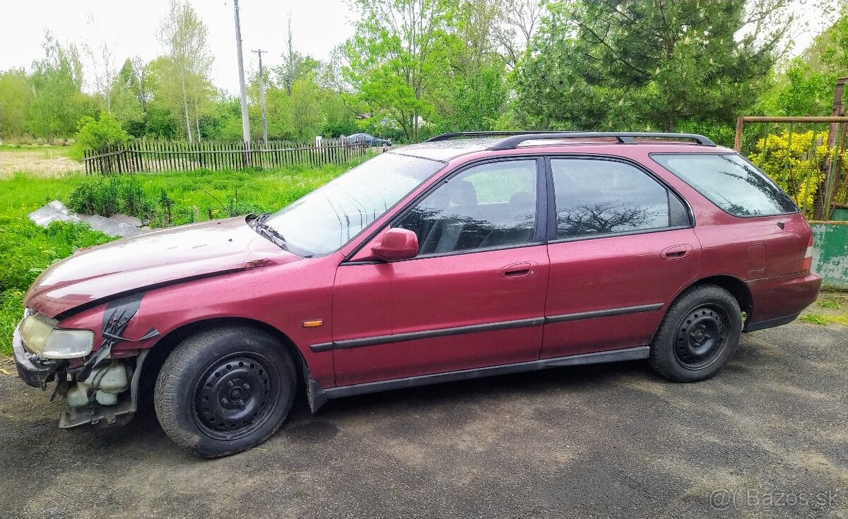 Honda Accord Aerodeck 2.2i automat - 154 000 KM - DVA VOZY - 9