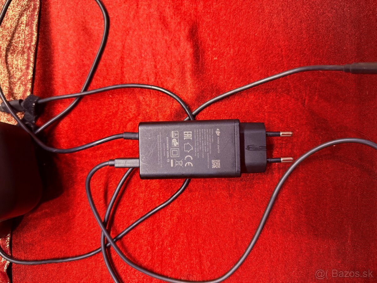 Dron DJI Mavic 3 - Fly More Combo - 9