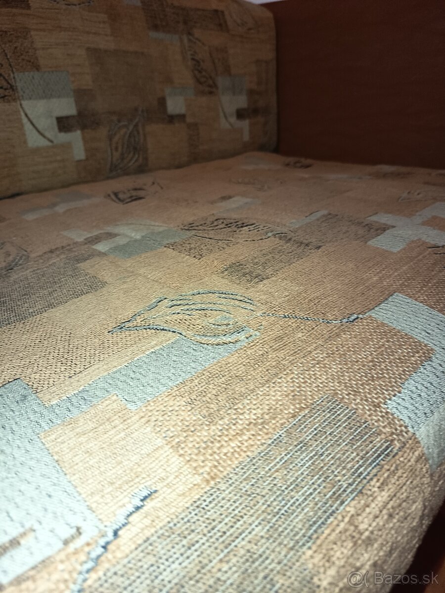 Sedačka, stôl a posteľ v jednom - 9