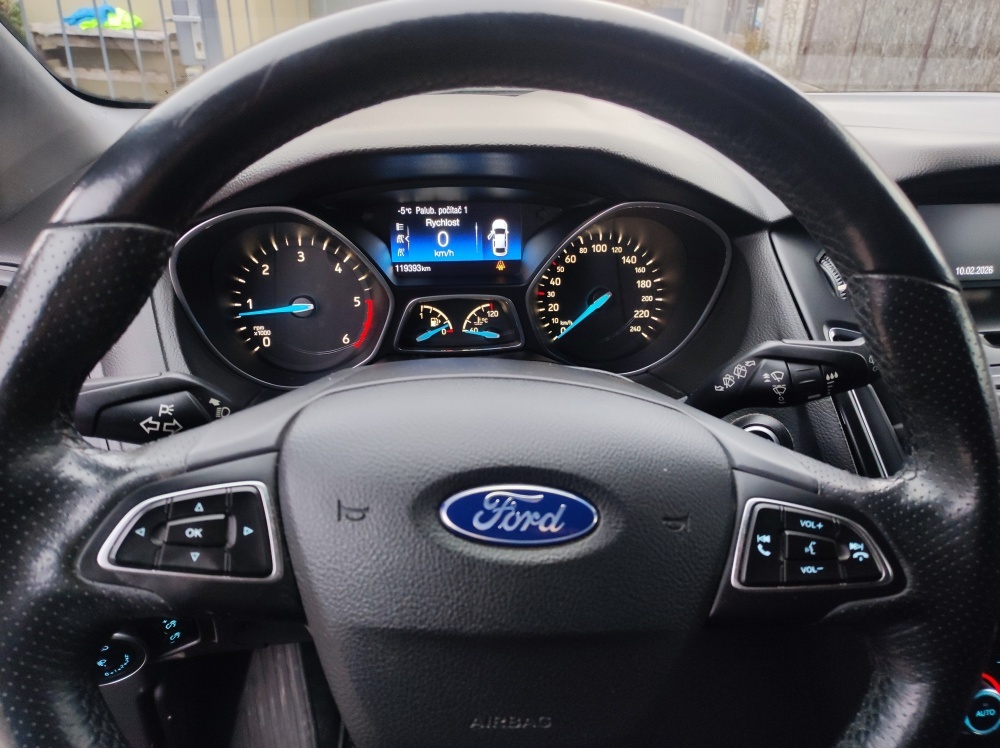 Ford Focus Kombi 1.5 TDCi ST Line - 9