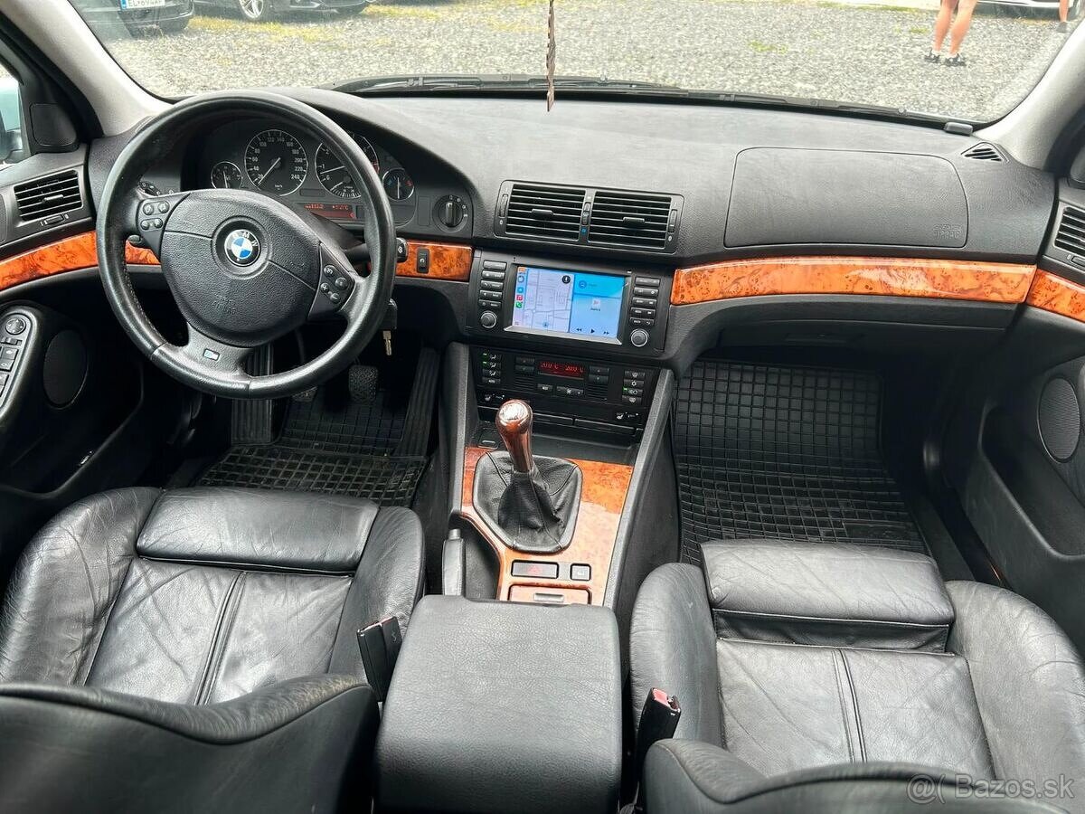 BMW e39 540i, 210kW, 6 stupňový manuál - 9