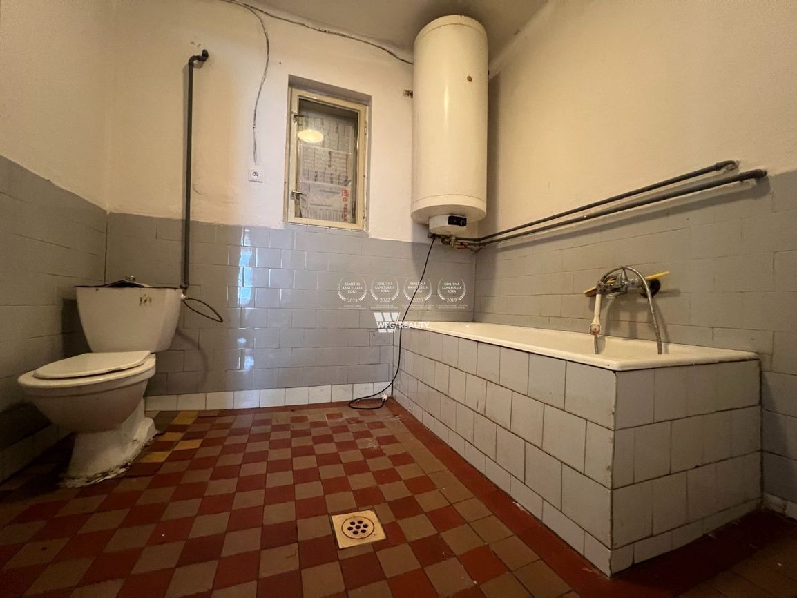 REZERVOVANÉ_PREDAJ: rodinný dom v Lodne - 9