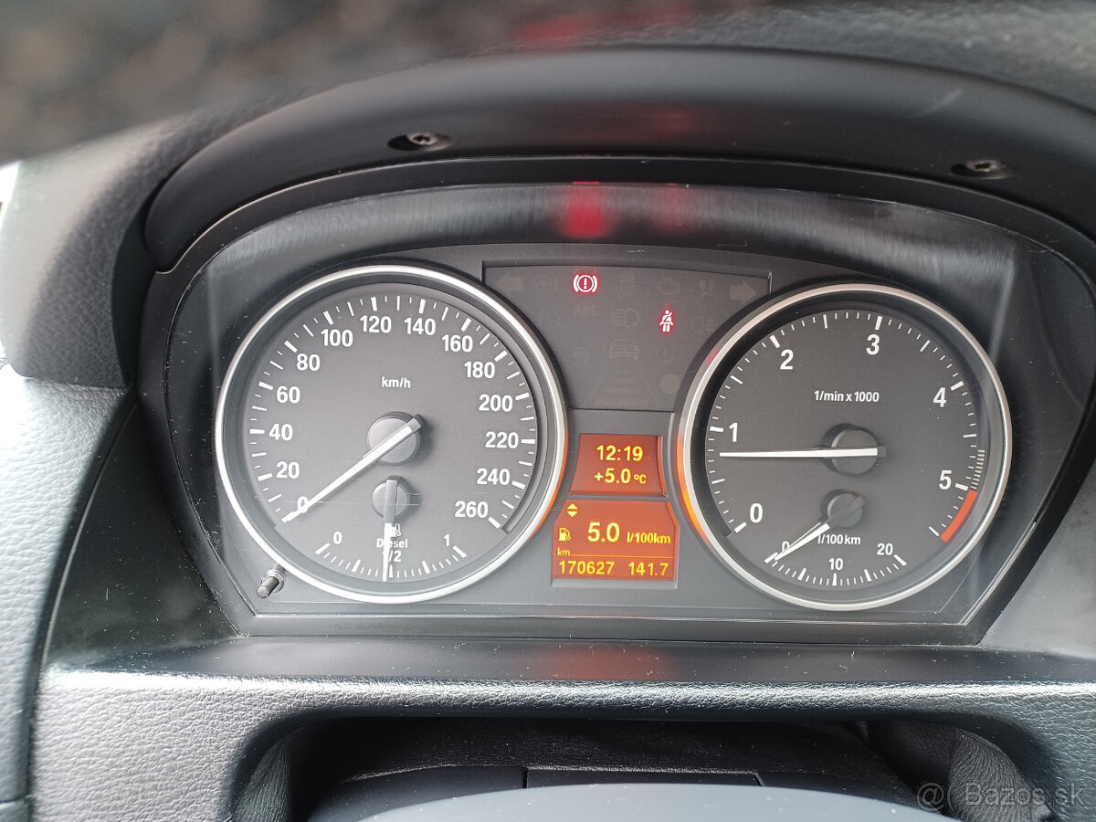 BMW X1 sDrive 18d - 9