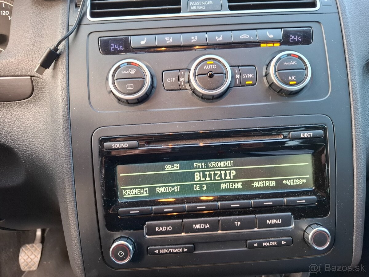 VOLKSWAGEN TOURAN 2,0CR TDI, 103KW,MOD.2015,180000KM - 9