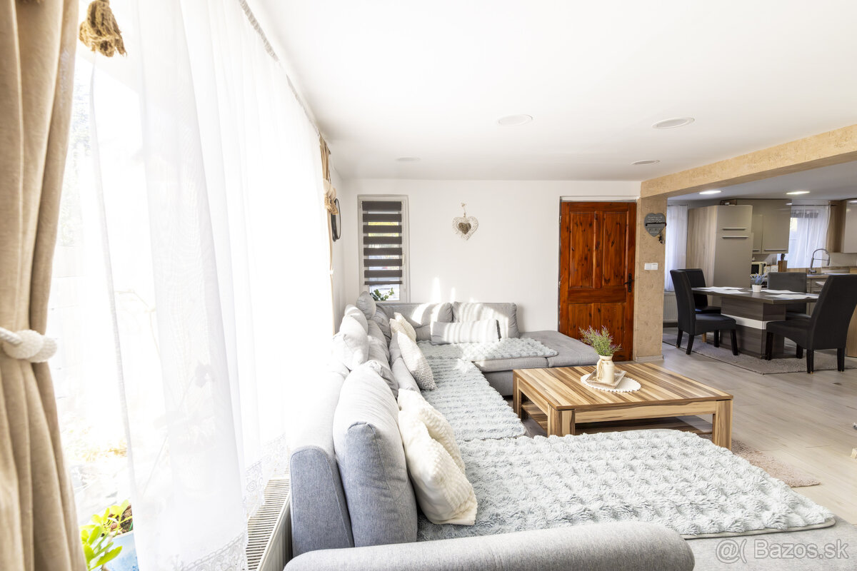 Na PREDAJ 5i RD v obci Milhosť - 9