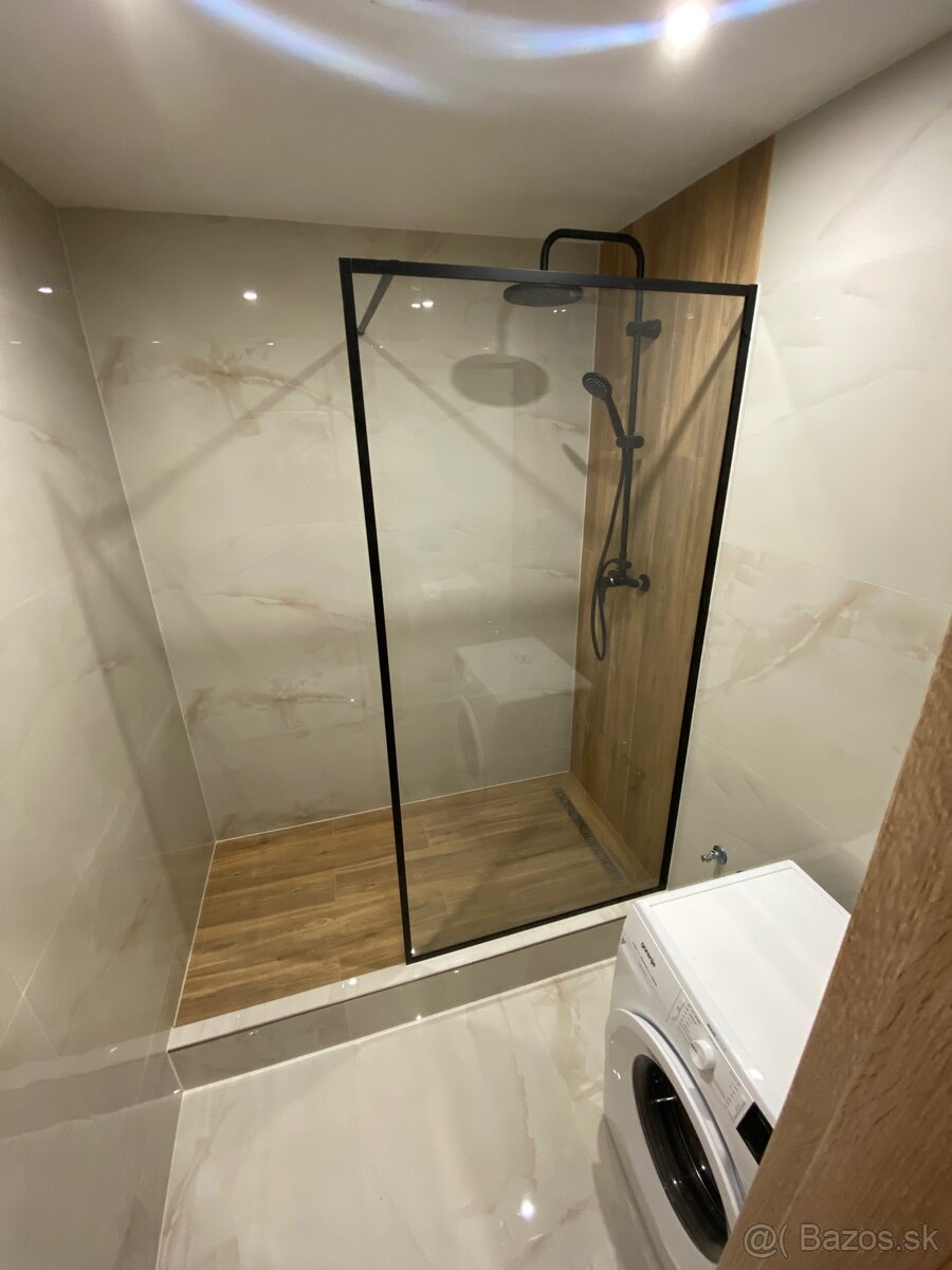 Kúpeľne, bytové jadrá - 9