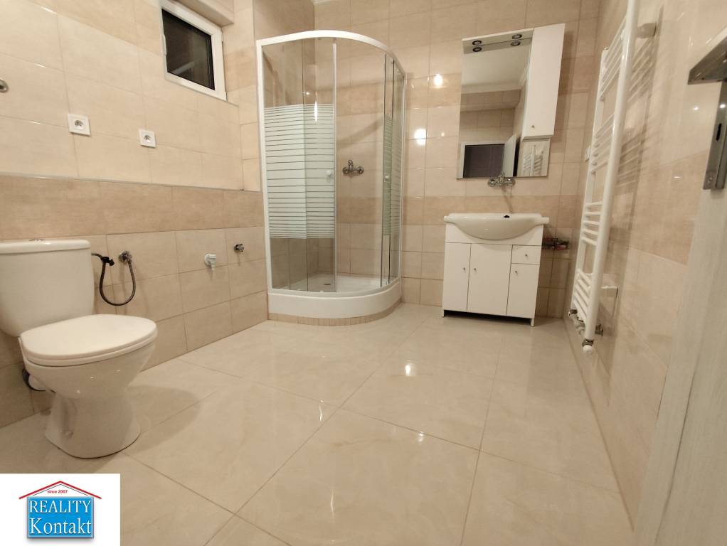 Na prenájom 2-izbový byt - Nové Zámky - 9