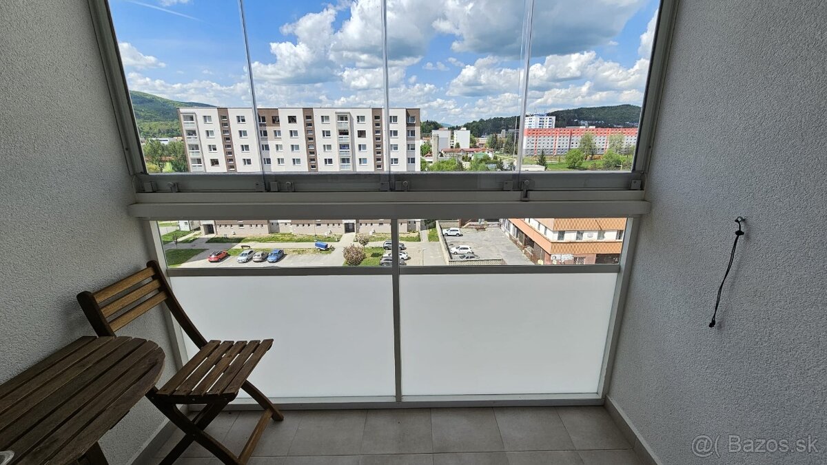 KOMFORTNÝ 4-IZBOVÝ BYT S BALKÓNOM V MESTE SVIDNÍK - 9