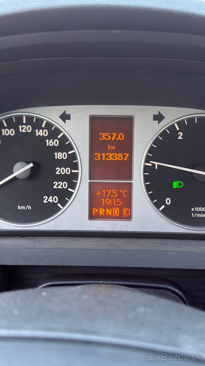 Mercedes B 200cdi automat - 9