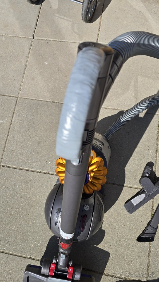 Vysávač Dyson - 9