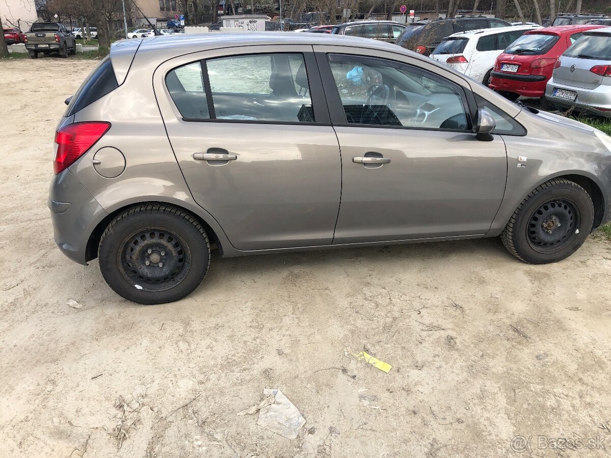 Opel corsa automat - 9