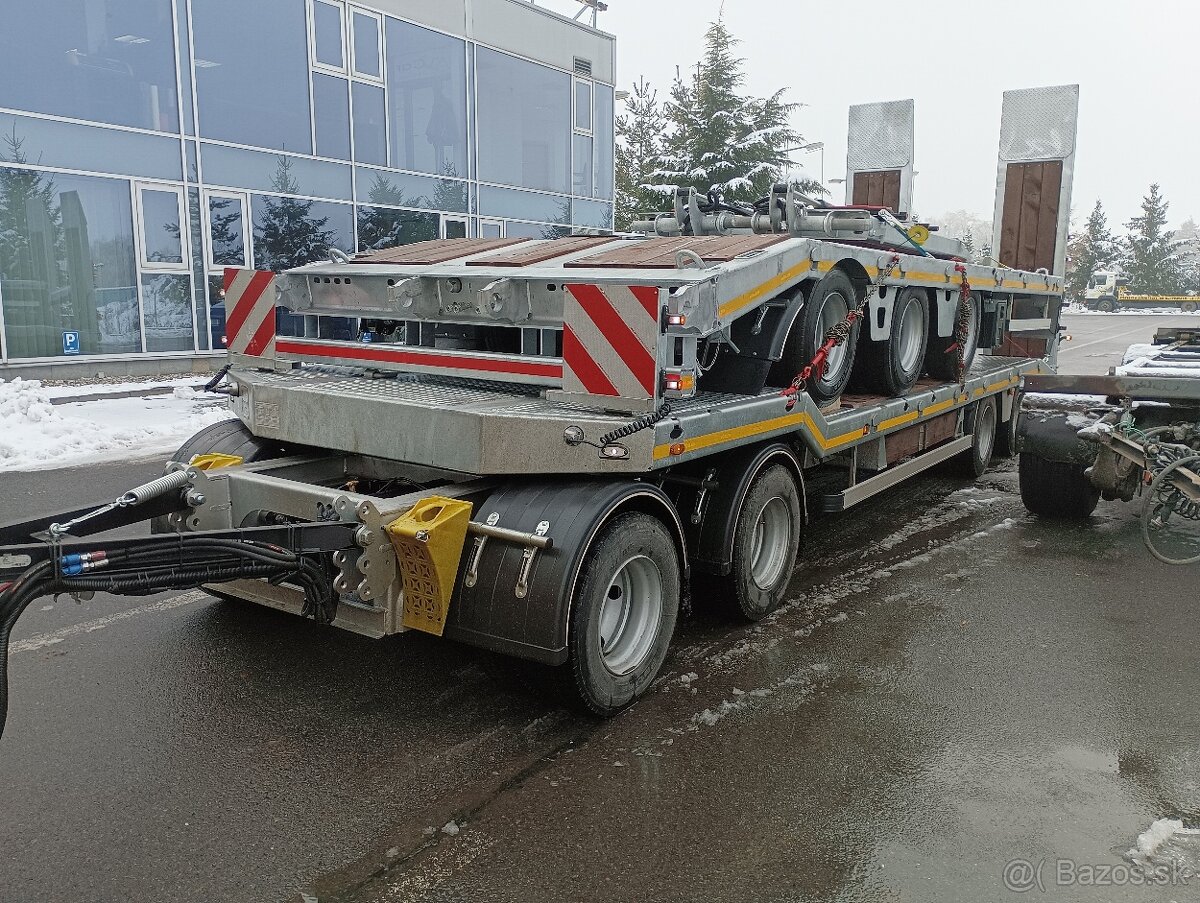 Príves zlava ZETOR,CAT, VOLVO,BOBCAT,JCB - 9