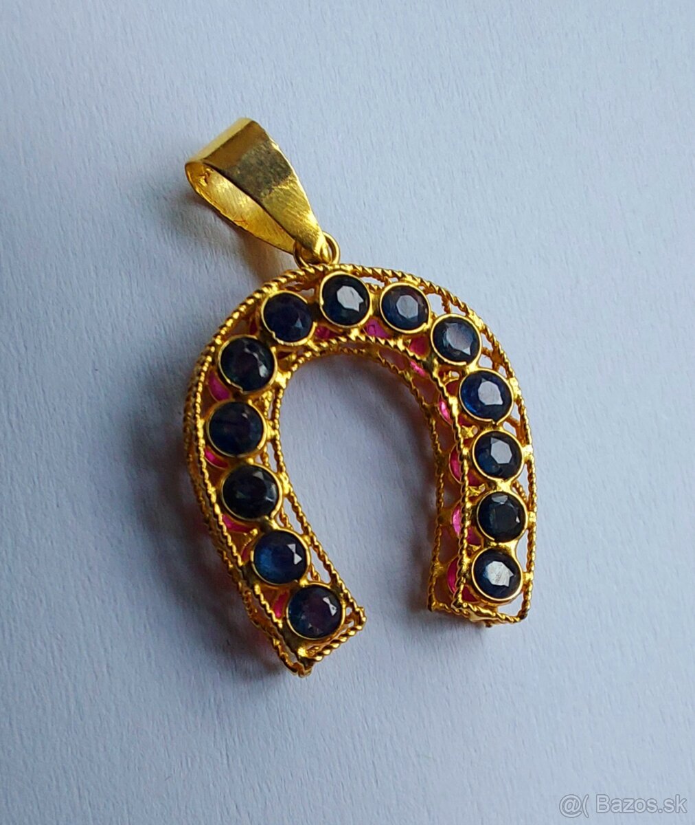 Zlatý prívesok so zafírmi a rubínmi - 9