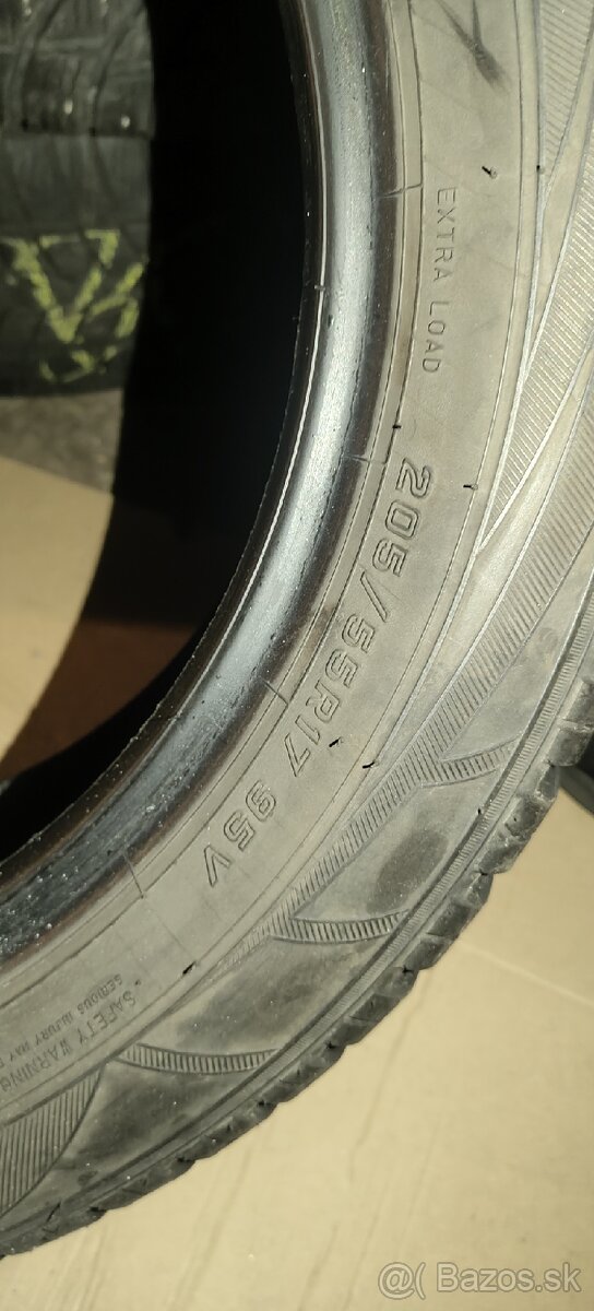 Zimné Falken HS01 Eurowinter 205/55/17 95V - 9