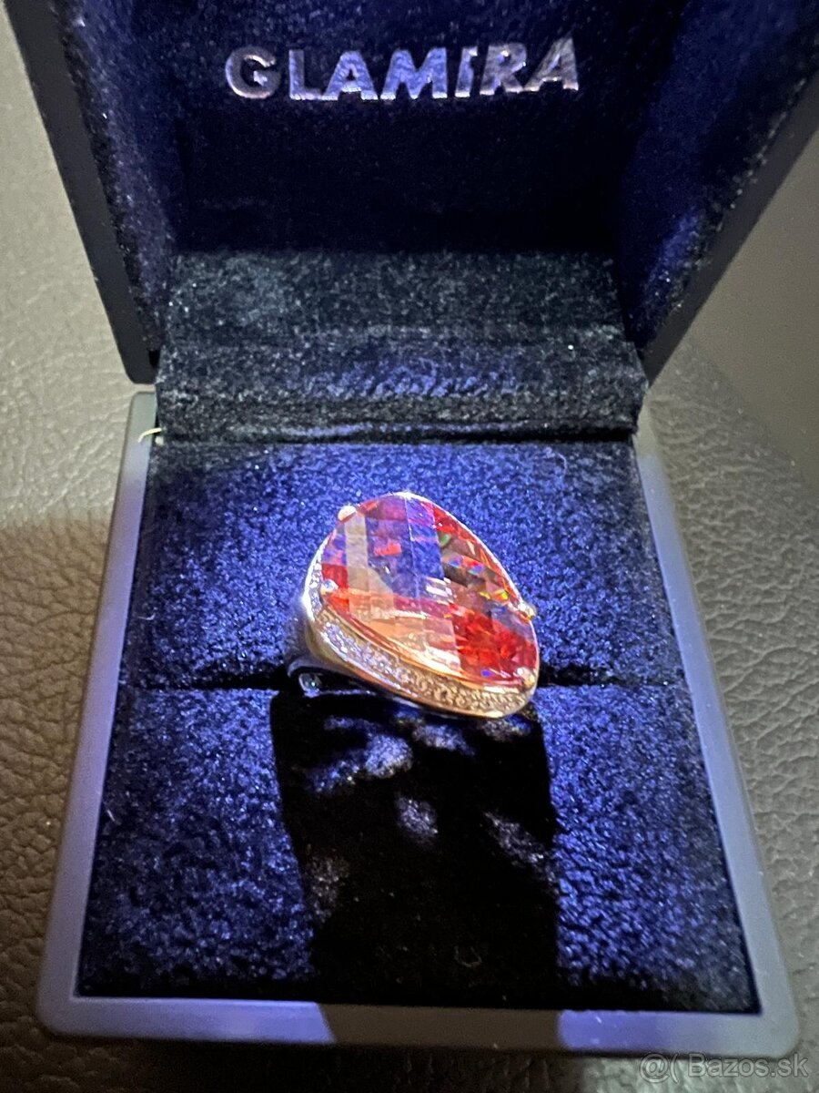 Zlatý dámsky prsteň a prstene - 9