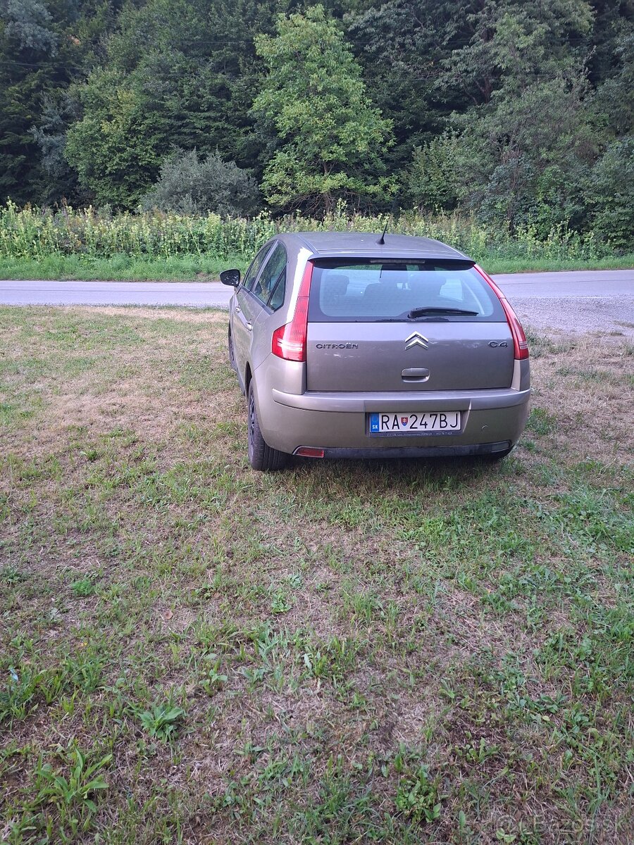 Predam citroén c4 ,1.4 benzin - 9