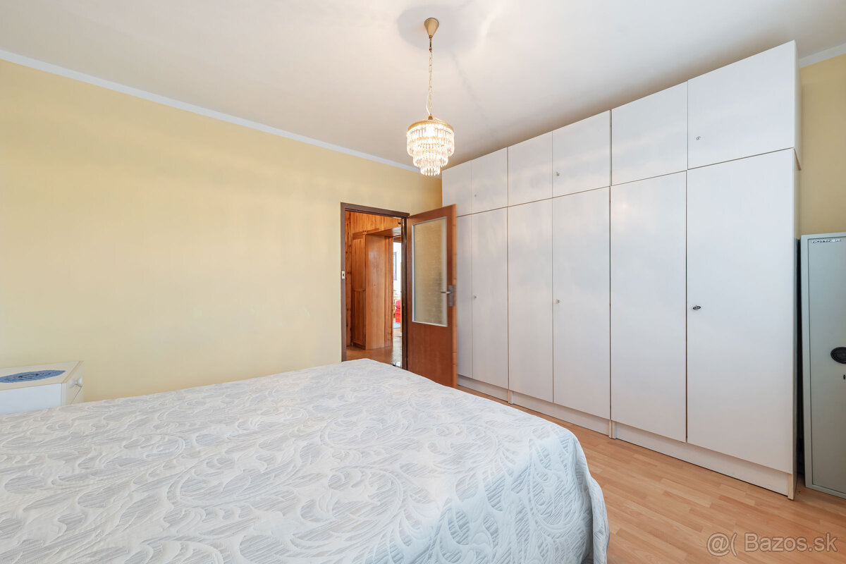 REZERVOVANÝ | 3 izbový byt s loggiou | Moldava and Bodvou - 9