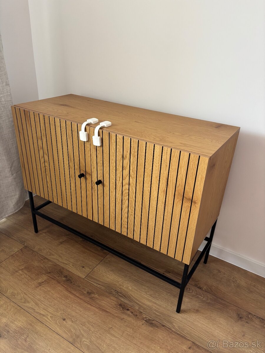 Komoda - 2 dvere dub - 9