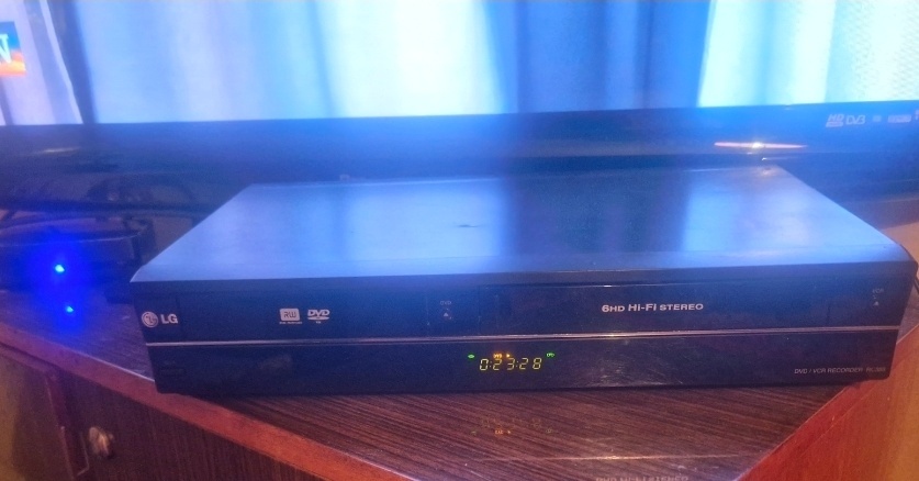 2 v1 nahrávanie VHS na DVD rekordér HiFi stereo 6 HEAD - 9