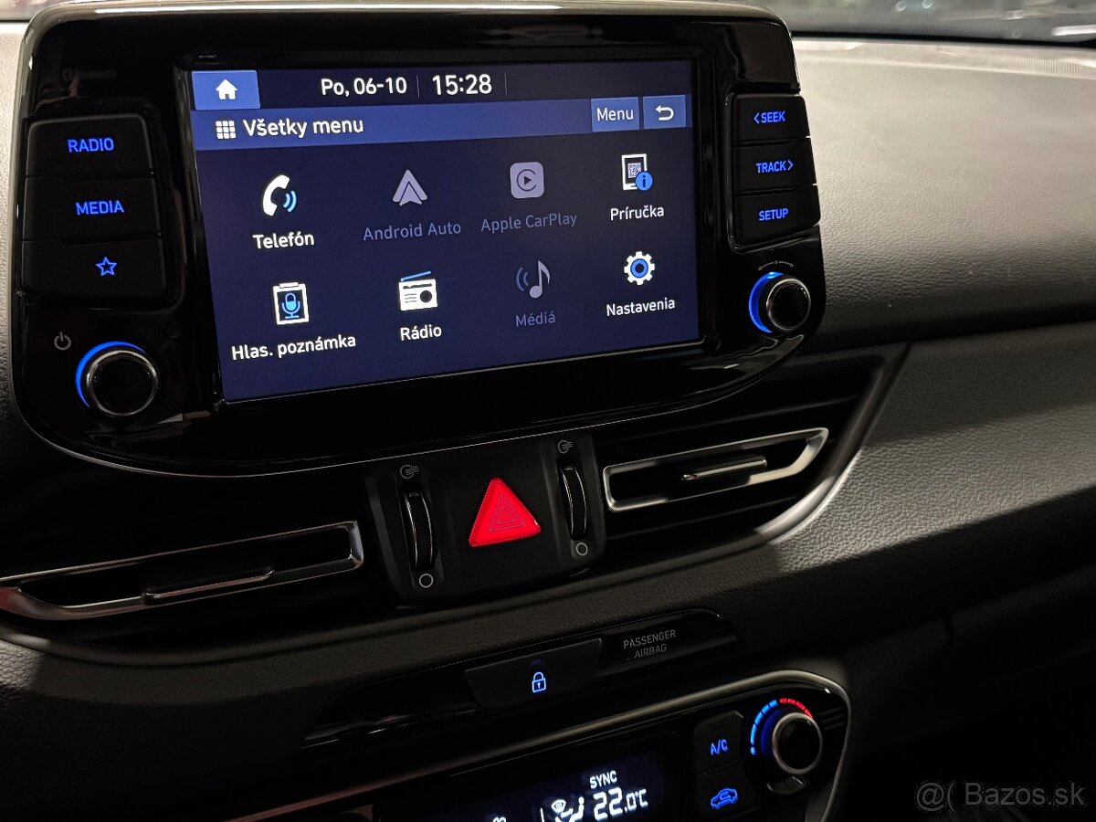 Hyundai i30 CW 1.5 T-GDi mHEV,,2022,40000km,LED,1.majiteľ - 9