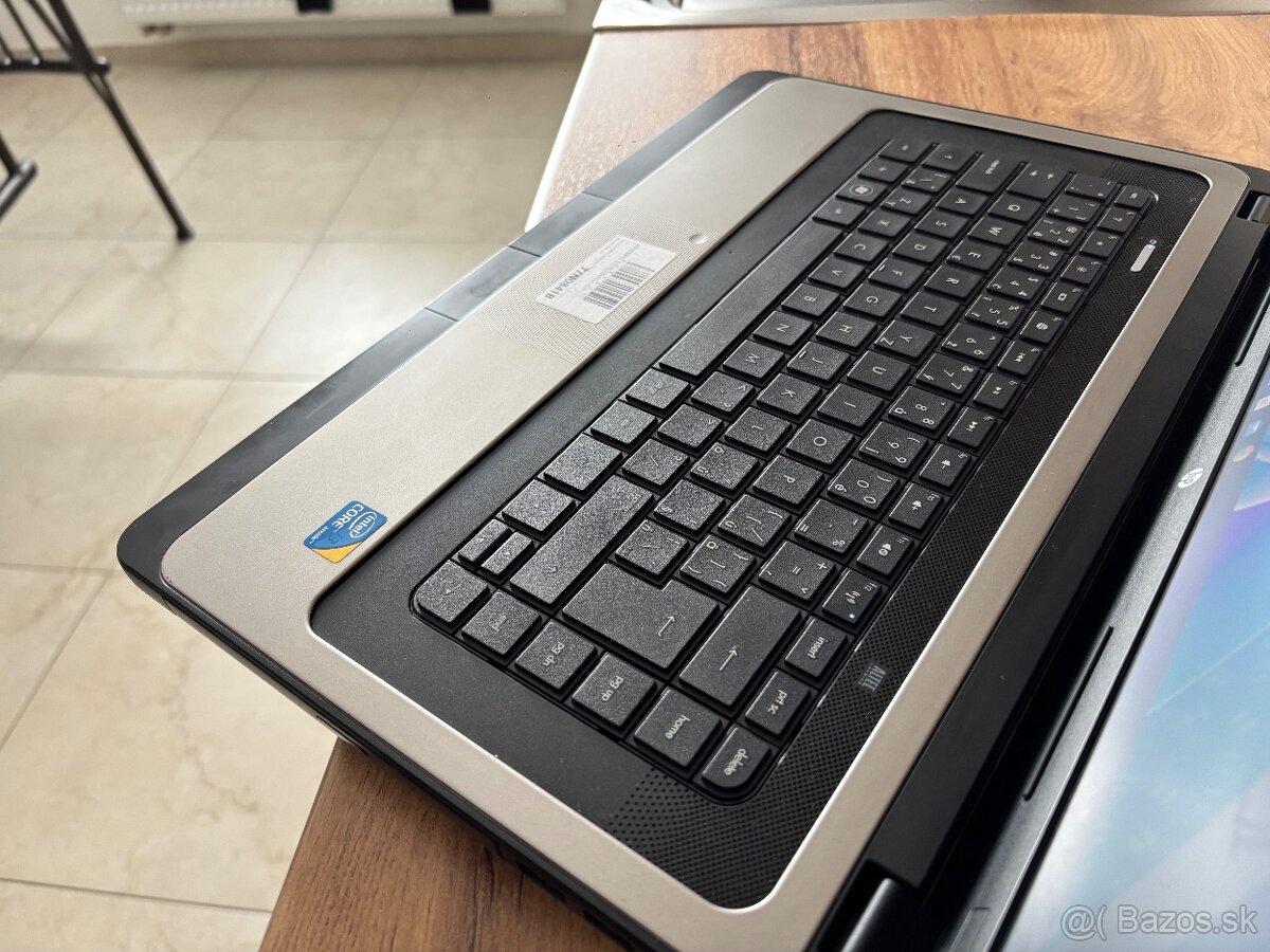 15.6"/HP Notebook/i3/8GB RAM/500GB SSHD/Intel HD grafika 2G - 9