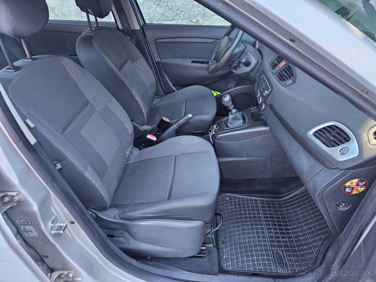 Renault Scénic 1.5 dCi Expression - 9