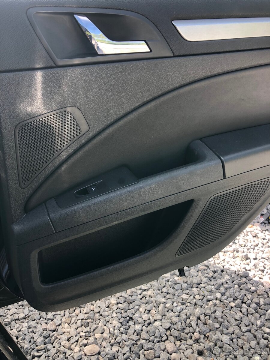 Rozpredám Superb 2 Facelift - 9