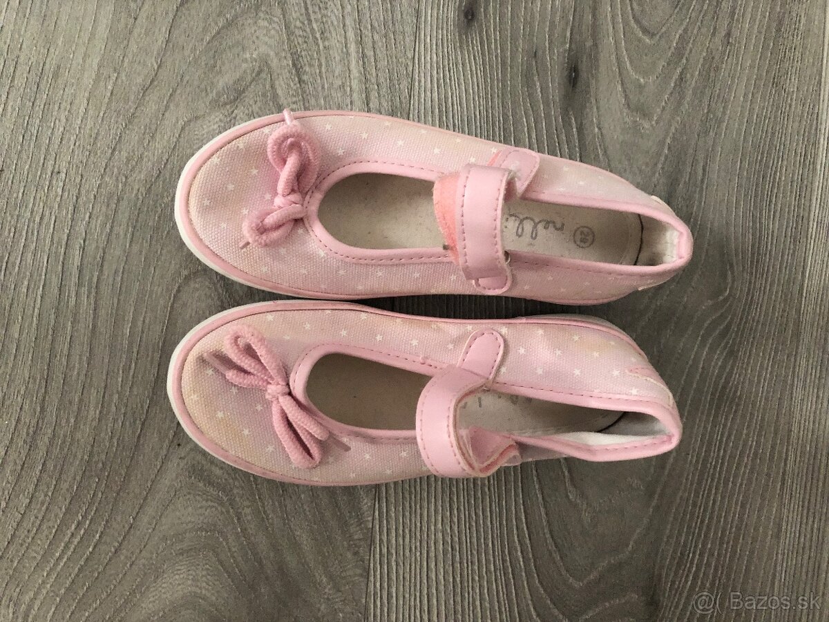 Topánky, gumáky, tenisky, sandále - 9