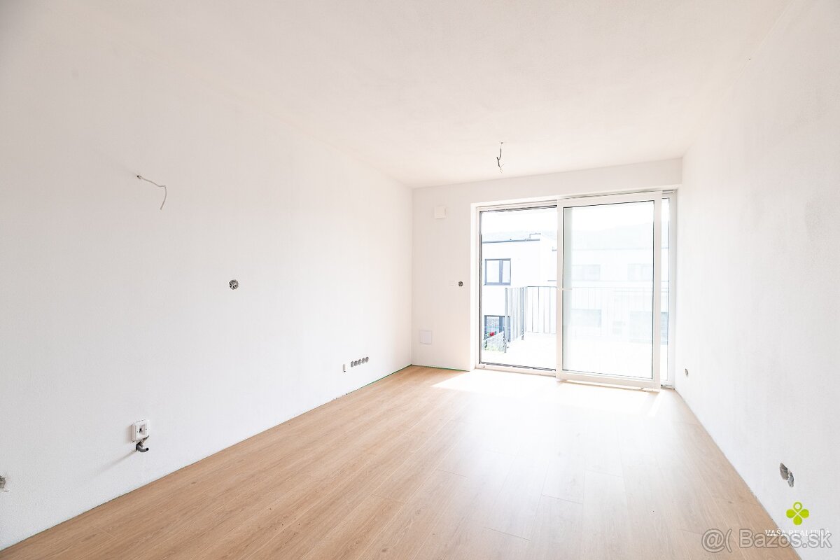 2-izbový byt s terasou a vlastnou záhradkou – Bojnice - 9