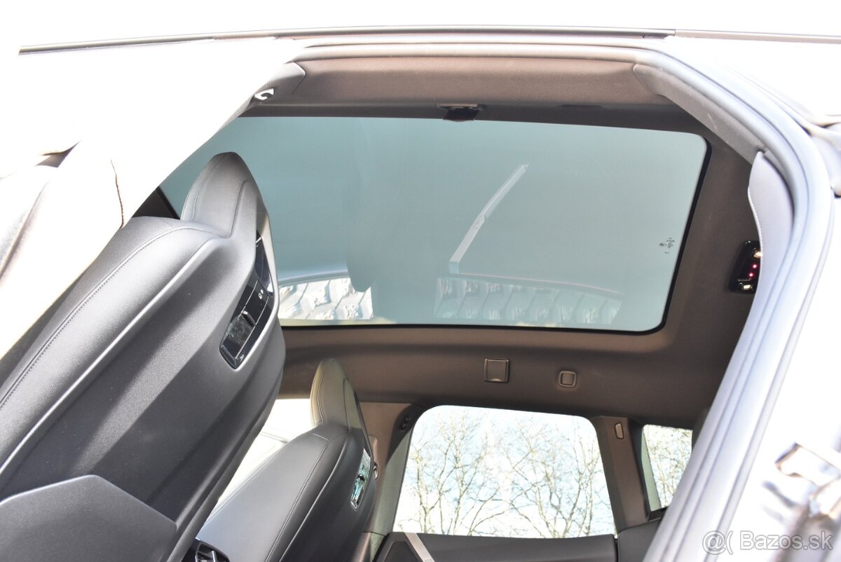 BMW iX xDrive40 PANORAMA ZÁRUKA SR DPH 2023 SOH - 98,5 % - 9