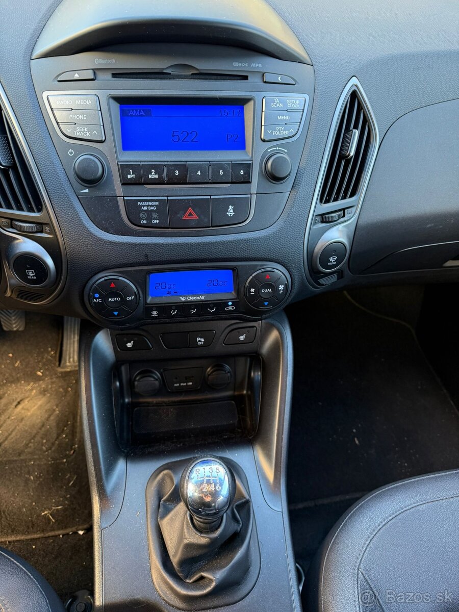 Hyundai ix 35 - Tucson 1,6 gdi benzín 1. majiteľ rok 2013 - 9