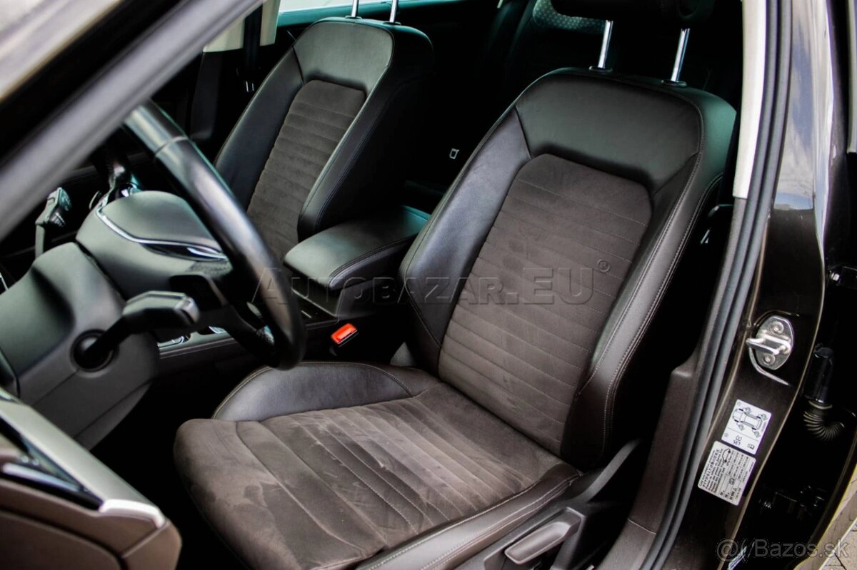 Volkswagen Passat Variant 2.0 BiTDI 240k BMT Highline - 9