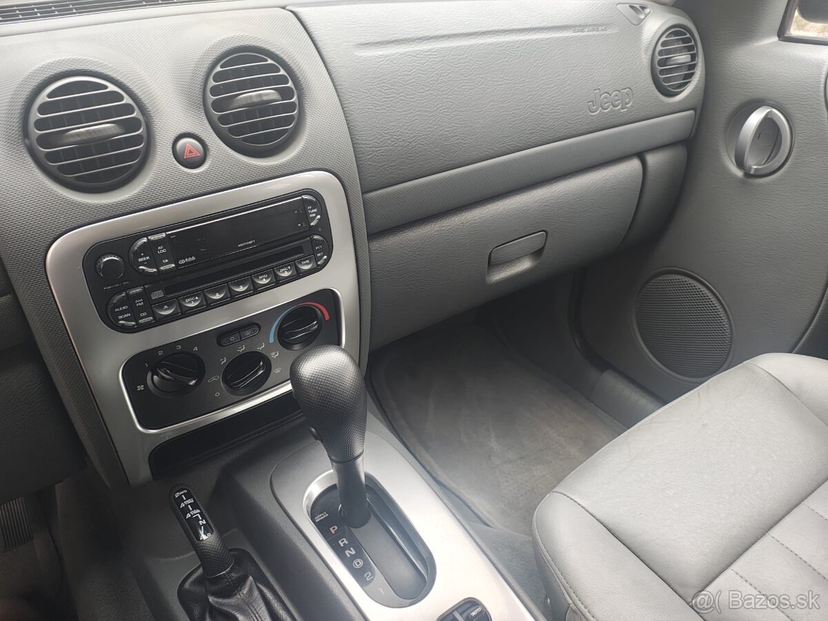 JEEP CHEROKEE 2.8 CRD LIMITED - 9