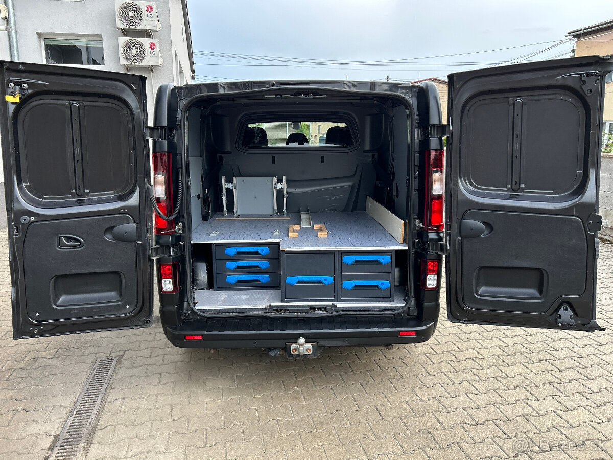 Renault Trafic 5 miest, dvojitá podlaha SORTIMO, DPH - 9