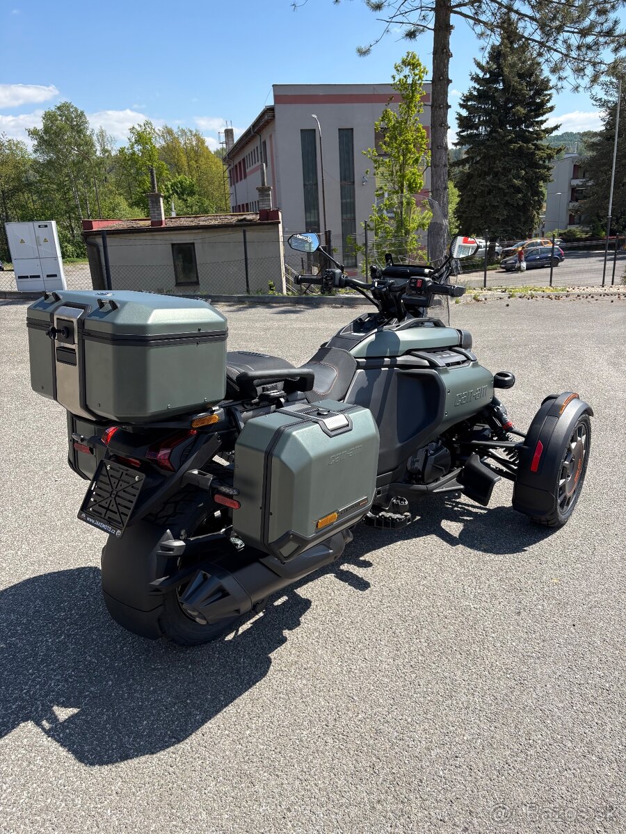 Can Am Canyon Redrock MY2025 - 9