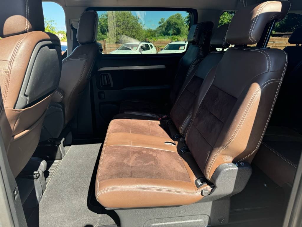 Prenájom Citroën Jumpy SpaceTourer - 9