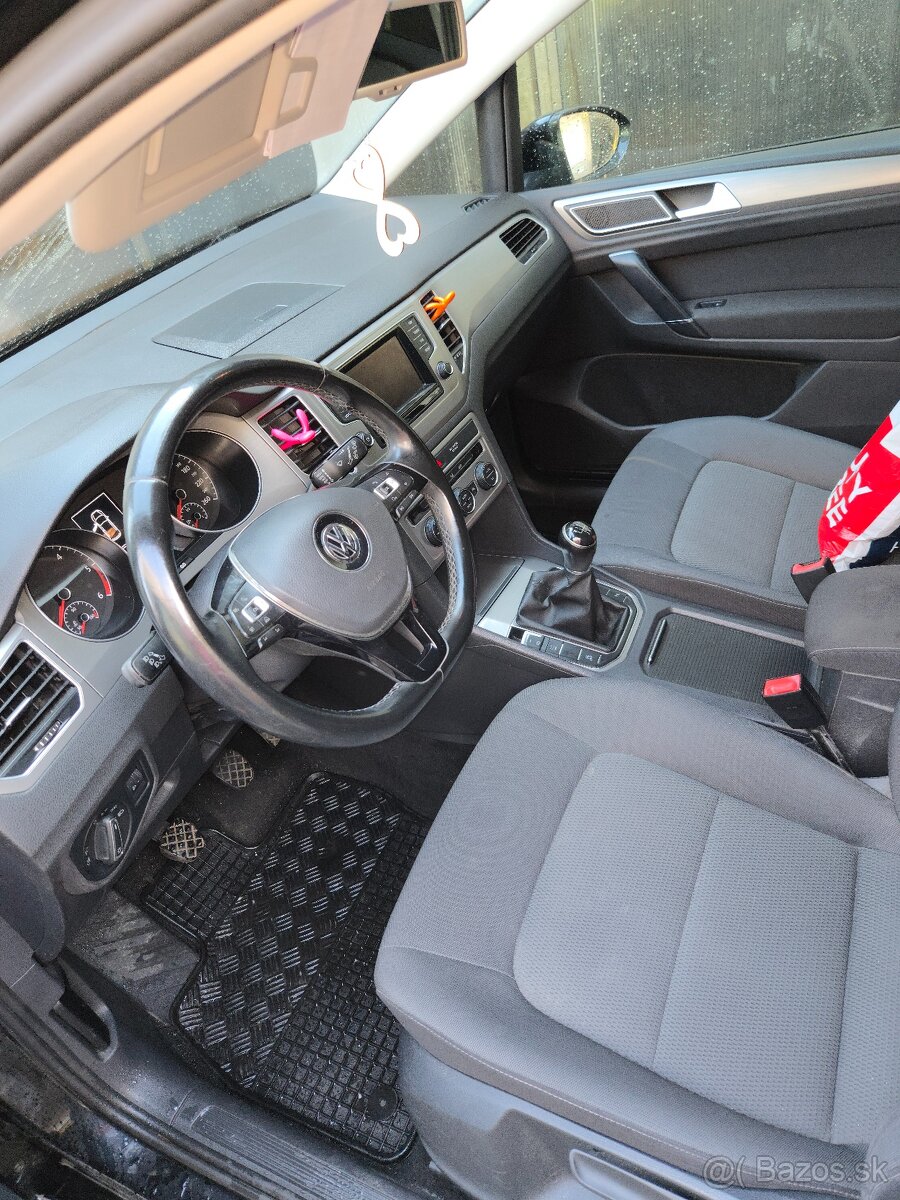 Wolkswagen Golf Sportvan - 9