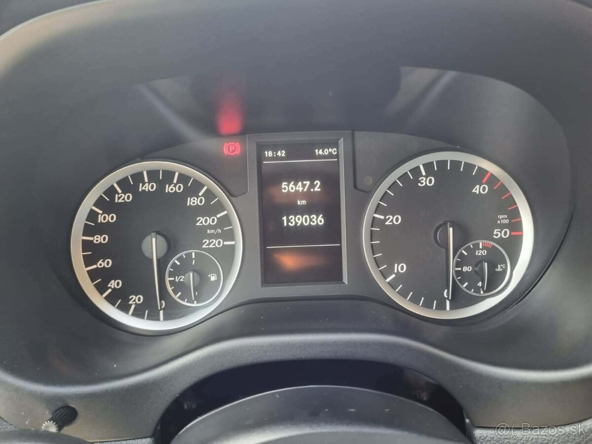 Mercedes-Benz Vito Tourer 114CDI - 9