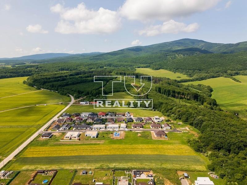 Moderný kvalitný 4-izbový rodinný dom v Trenčianskom... - 9