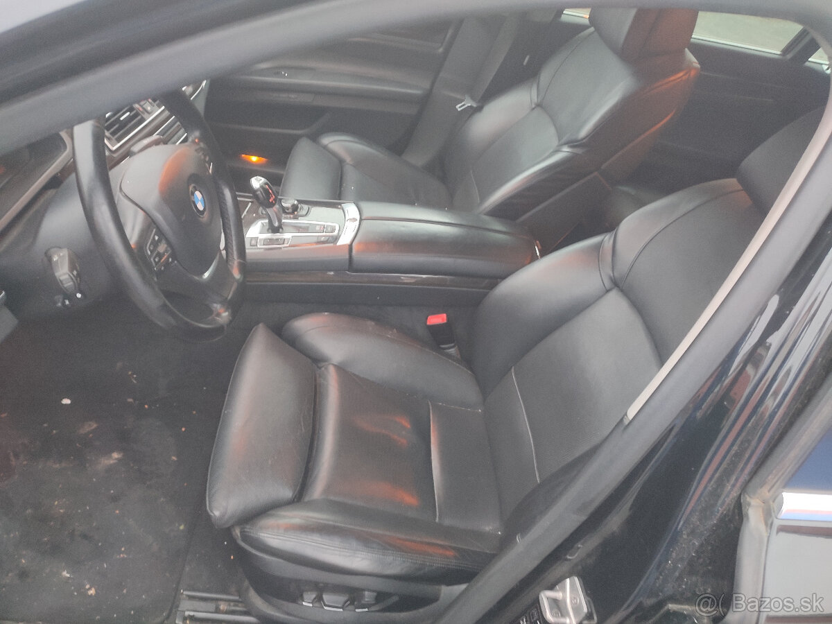 Bmw f02 730d 180kw veškeré náhradní díly z vozu - 9