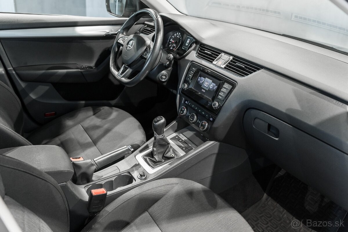 Škoda Octavia 1.6 TDI Elegance - 9
