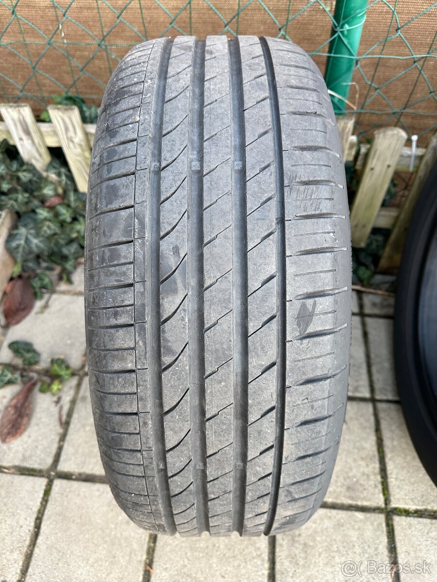 205/50 R17 89V letné NEXEN - 9