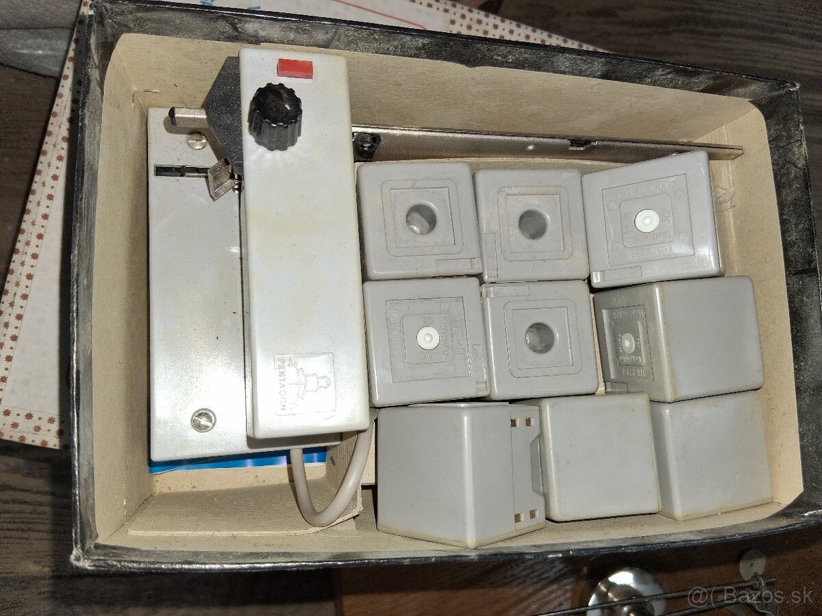 Vlajky,plagaty,mapy,stoličky - 9