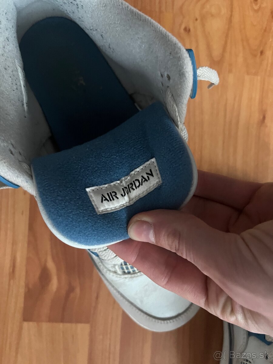 Jordan 4 military blue 45 - 9